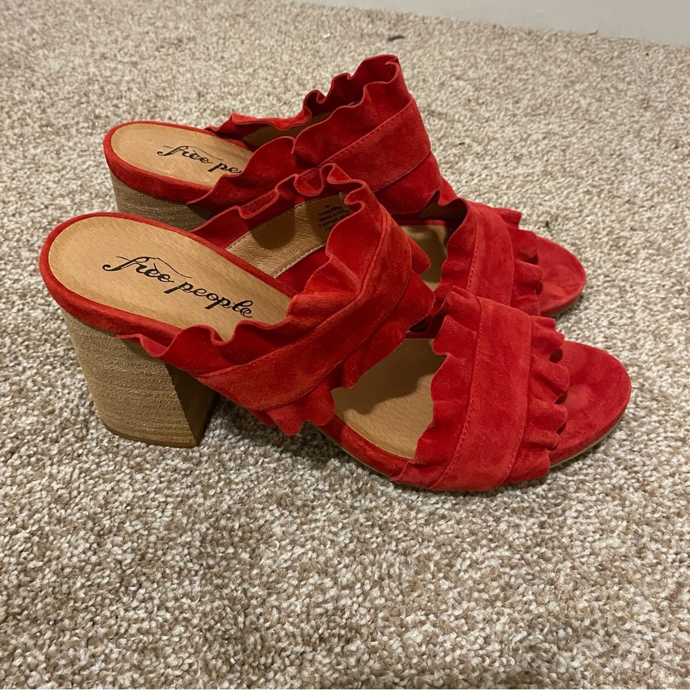 Free People Rosie Ruffle Heeled Sandals 40